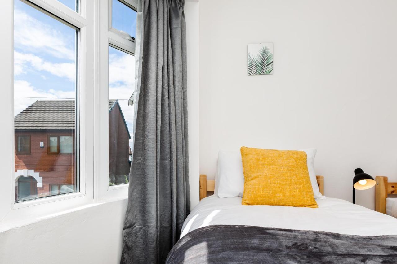 1 Mile To Etihad Stadium & Coop Arena, Free Parking, 7 Ppl Villa Manchester Exterior photo